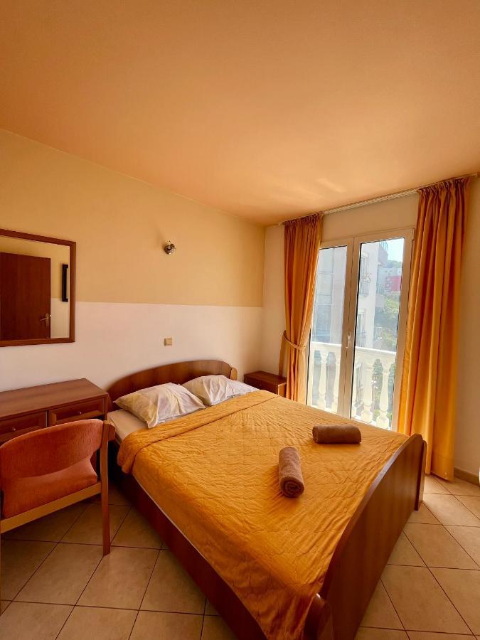 Apartmani Bojana Budva Exteriör bild