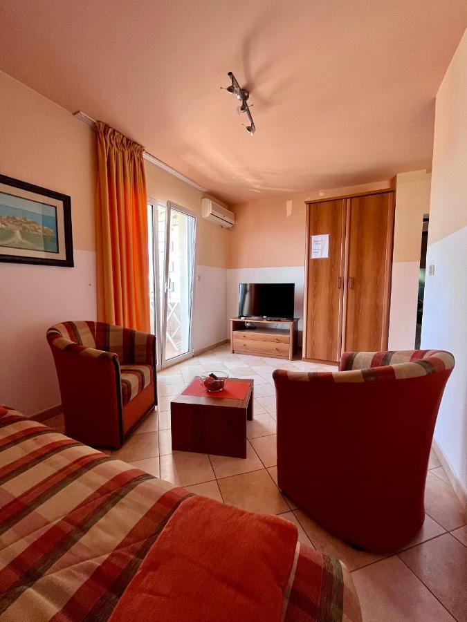 Apartmani Bojana Budva Exteriör bild