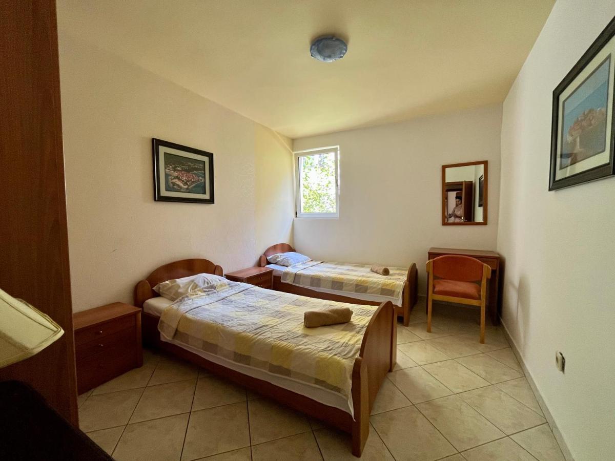 Apartmani Bojana Budva Exteriör bild